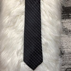 Geoffrey Beene Silk Tie